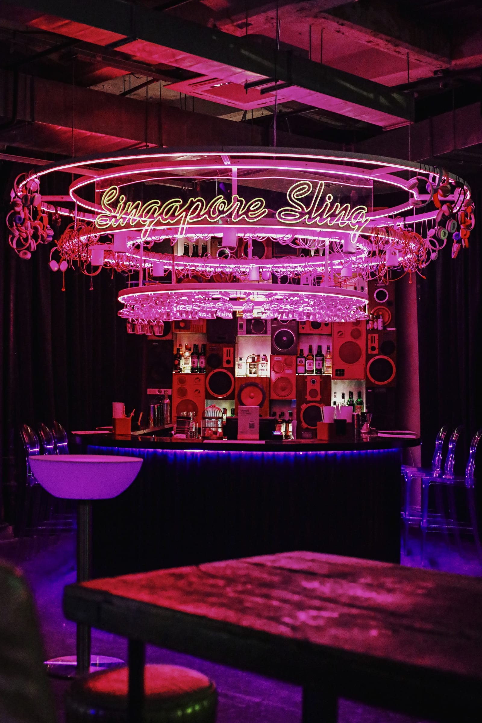 SINGAPORE SLING BAR